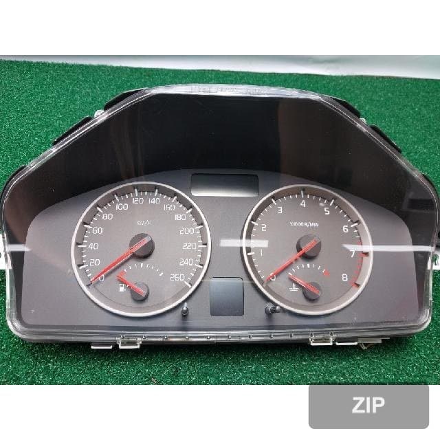 Volvo V50 2006 — приборная панель 30728642