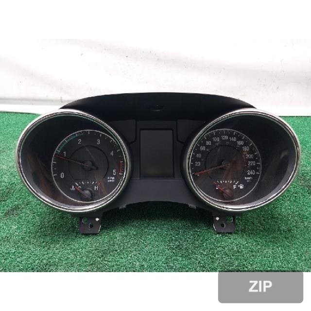 Jeep 3.0 CRD 2011 — панель приборов 5604 6425AC