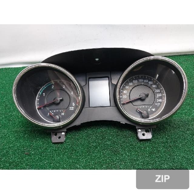 Jeep 3.0 CRD 2012 — панель приборов 68186244AA
