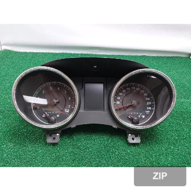 Jeep 3.0 CRD 2011 — приборная панель 05172615AI