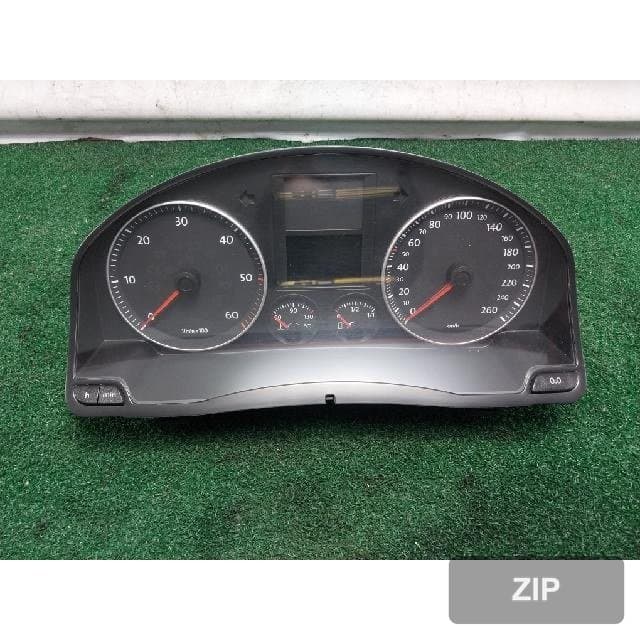 Volkswagen Golf 2008 — приборная панель 1K0 920 864 B