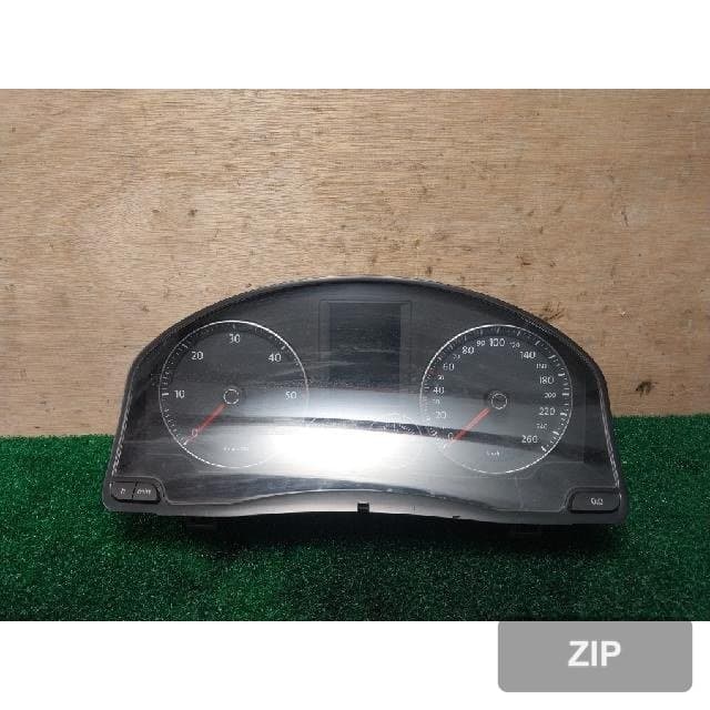 Volkswagen Golf 2008 — приборная панель 1K0 920 874 B
