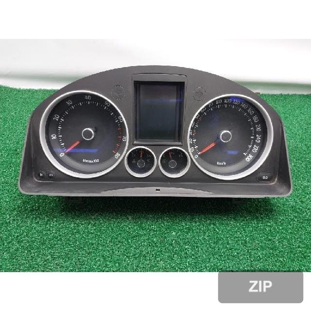 Volkswagen 2.0 TDI 2008 — приборная панель 1K6 920 874