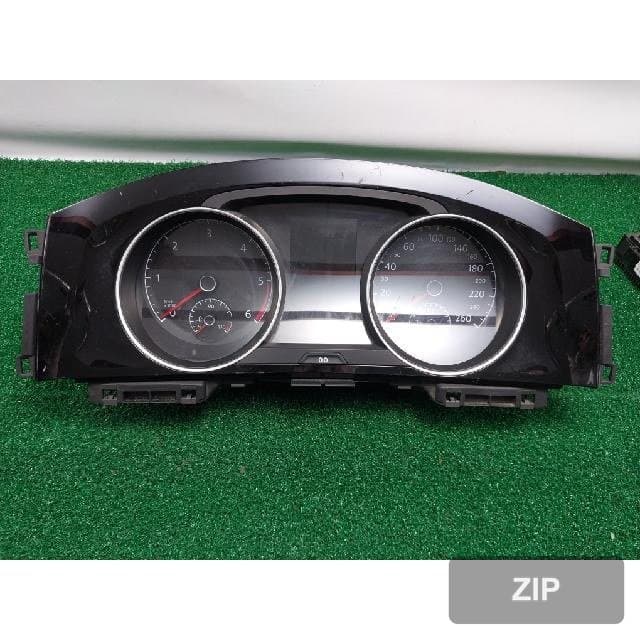 Volkswagen Golf 2014 — панель приборов 5G0 920 861 C