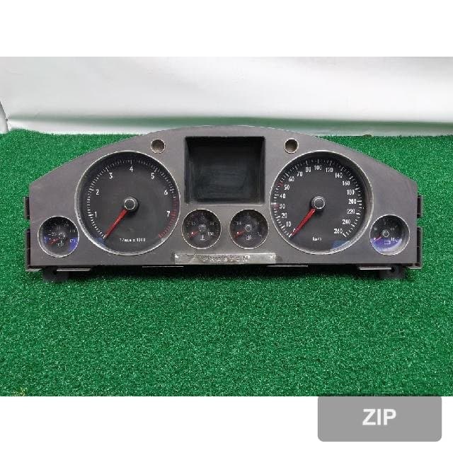 Volkswagen V6 3.2 LWB 2005 — панель приборов 3D0 920 882D