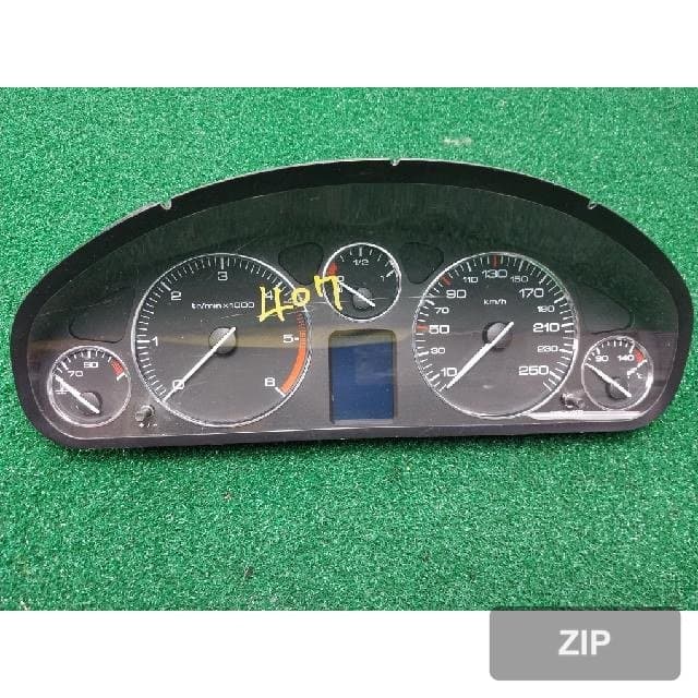 Peugeot 407 2004 — приборная панель 9658138280