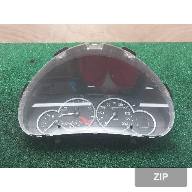 Peugeot 206 CC 2004 — панель приборов 9648578200