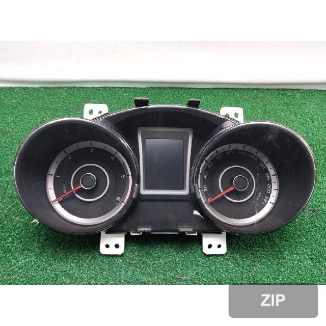 KG Mobility (Ssangyong) Tivoli 2016 — панель приборов 8022035120