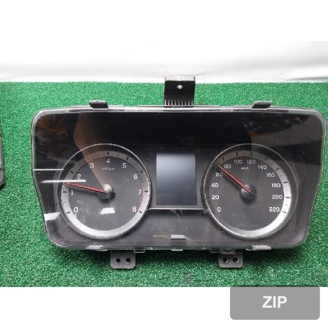 KG Mobility (Ssangyong) Tivoli Air 2021 — панель приборов 8021035620