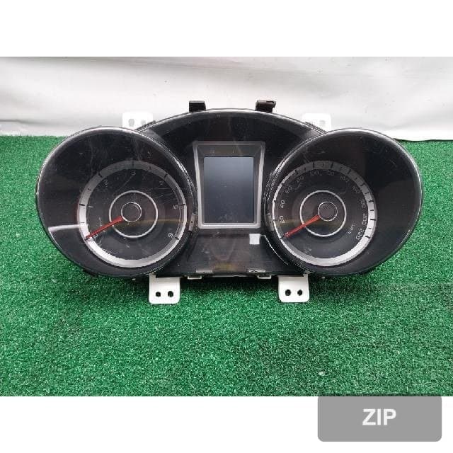 KG Mobility (Ssangyong) Tivoli 2016 — панель приборов 8022035220