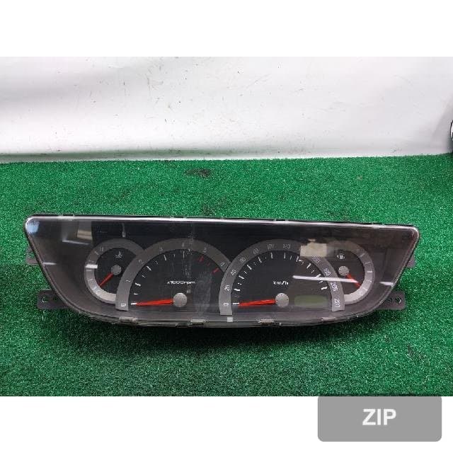 KG Mobility (Ssangyong) Rodius 2005 — панель приборов 8020021104