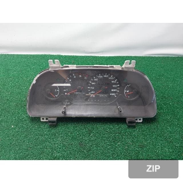 KG모빌리티 (쌍용) Korando 2002 — панель приборов 80201-06040
