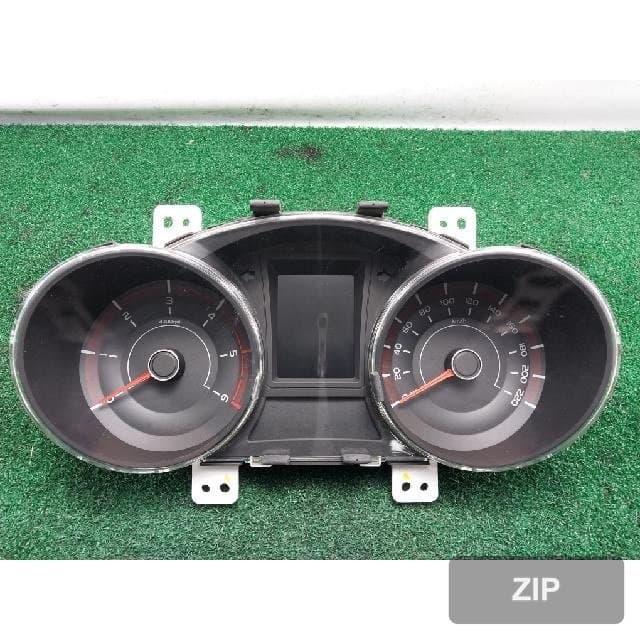 KG모빌리티 (Ssangyong) Tivoli 2016 — панель приборов 8021035100
