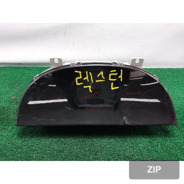 KG모빌리티(쌍용) Superextian 2010 — панель приборов 8022008M11