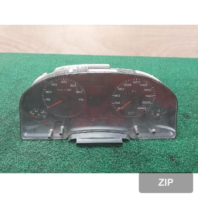Audi A8 1994 — приборная панель 5KG 006 000-00