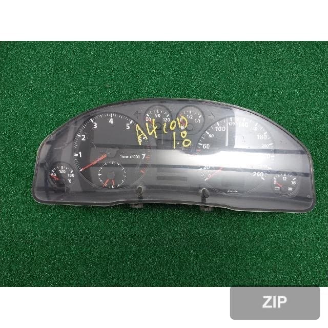 Audi A4 1.8 2001 — приборная панель 8D0 919 033 M