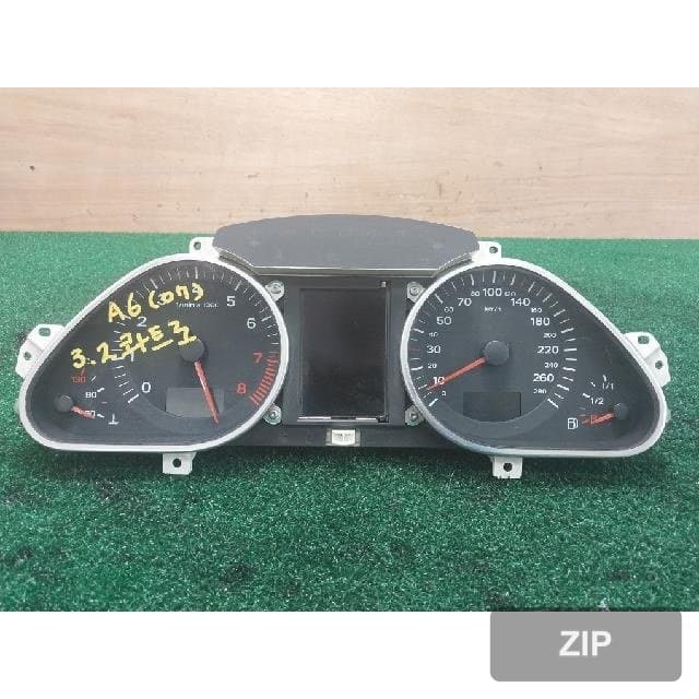 Audi A6 3.2 Quattro 2007 — комбинация приборов 4F0920901B
