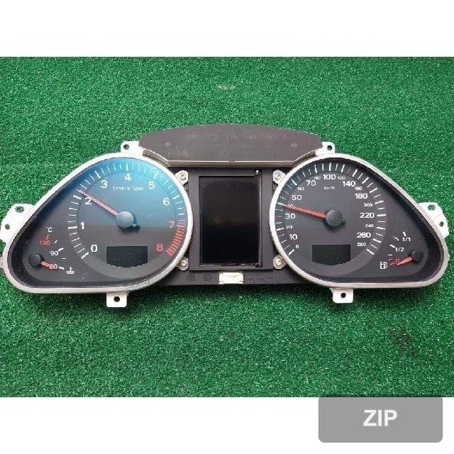 Audi A6 3.2 2008 — приборная панель 4F0 920 901 F