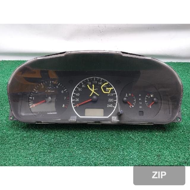 Hyundai New Grandeur XG 2005 — панель приборов 94006-39110
