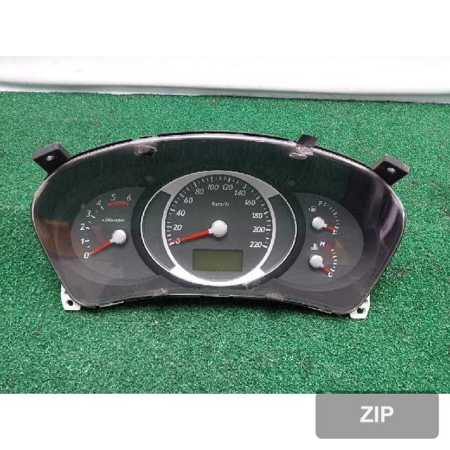 Hyundai Tucson 2006 — приборная панель 94023-2E100