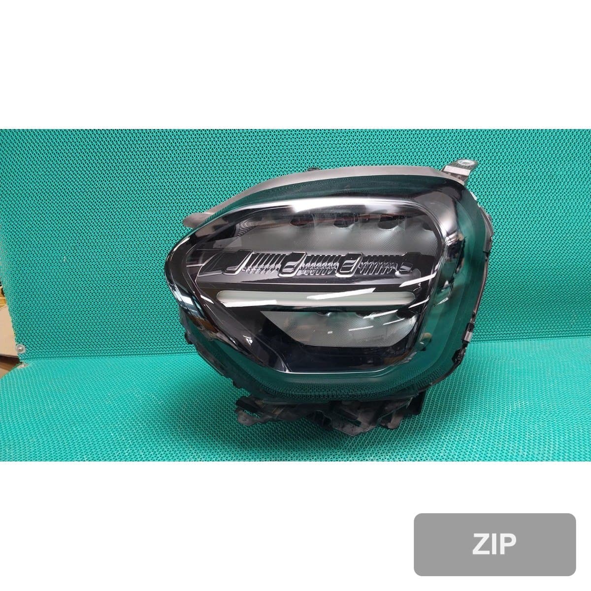 MINI SE 2025 — фара левая