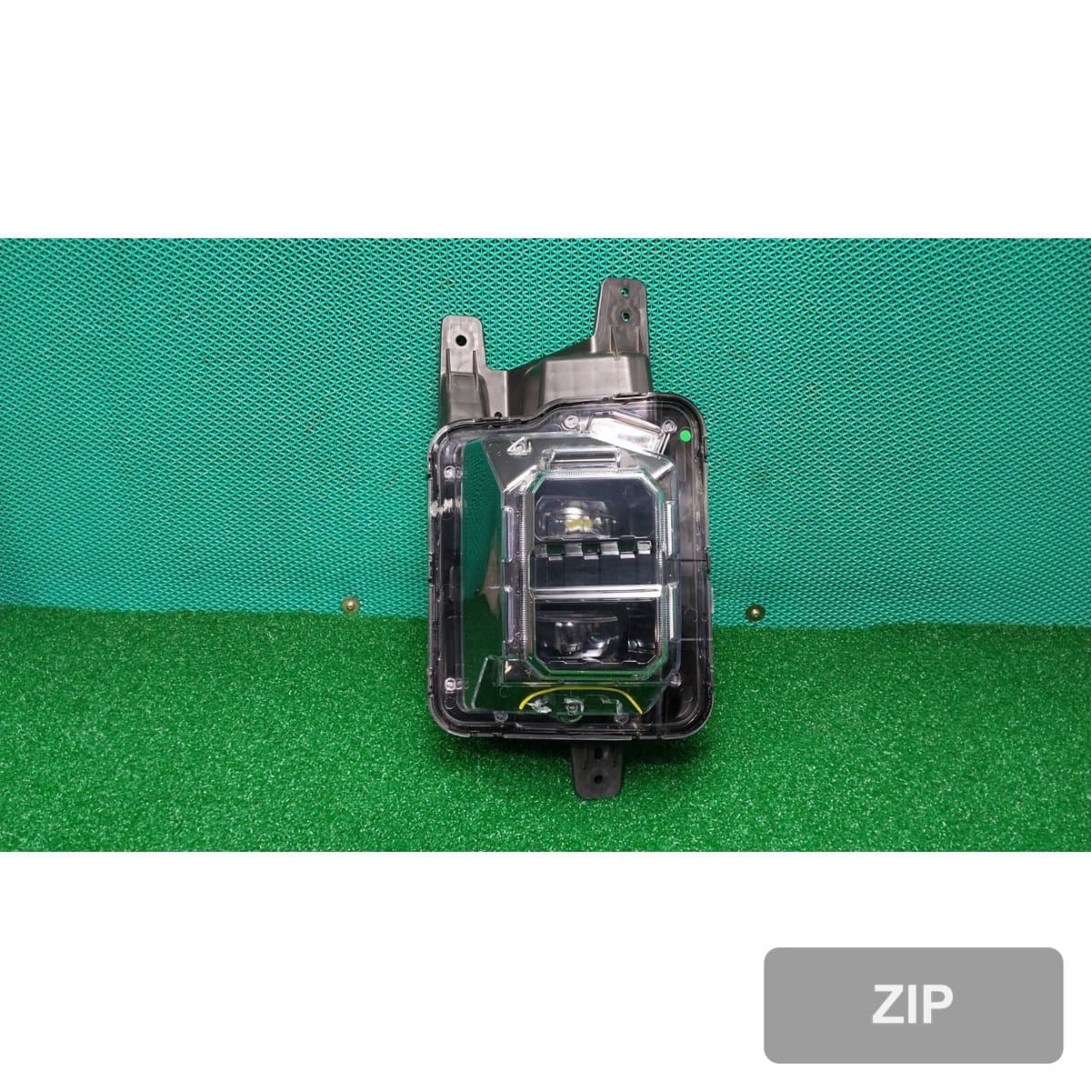 KG모빌리티 Torres EVX E5 2024 — фара правая