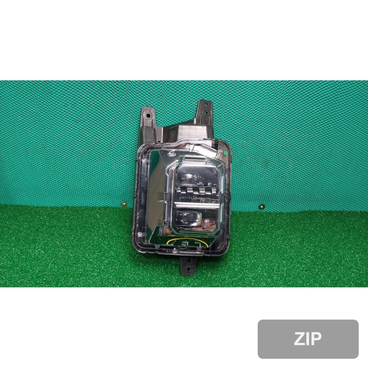 KG모빌리티 Torres EVX E5 2024 — фара правая