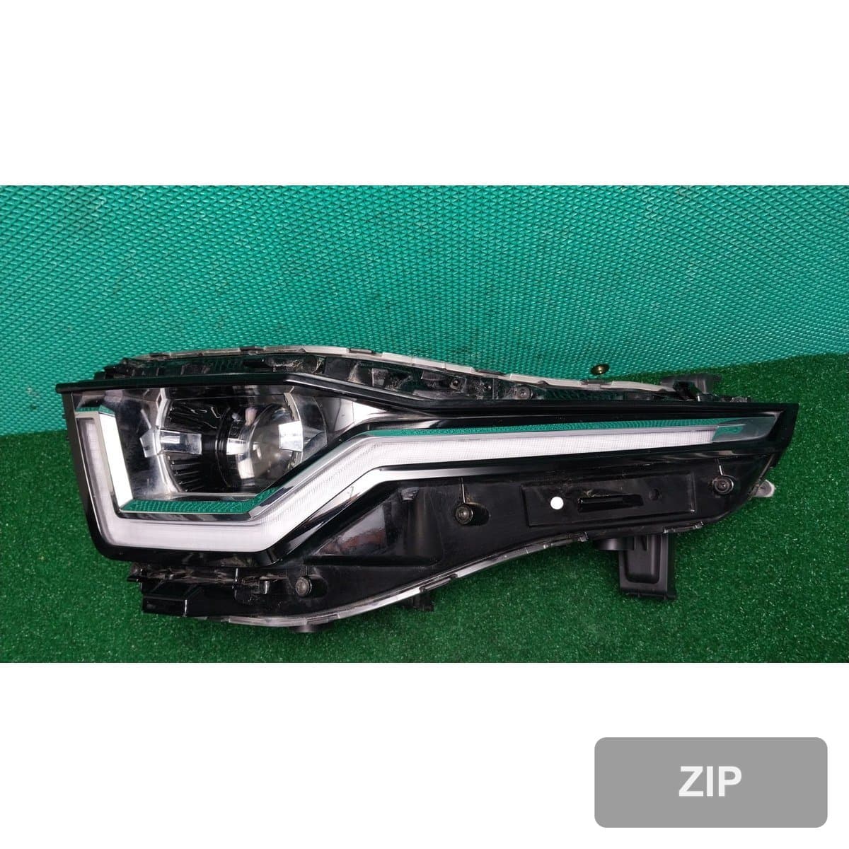 KG모빌리티(쌍용) Torres 1.5 2WD T5 2023 — фара левая