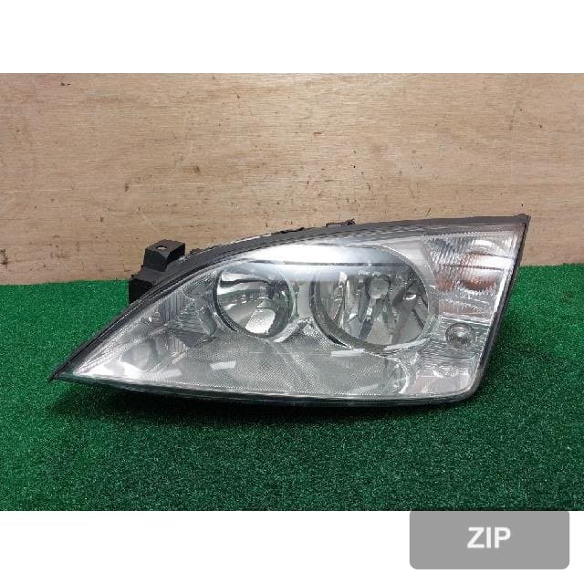 Ford Mondeo 2005 — фара левая 1S7113006AL
