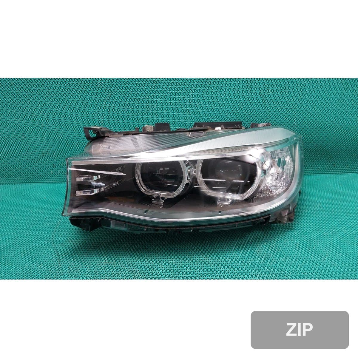 BMW 320d GT 2016 — фара левая 63117285683