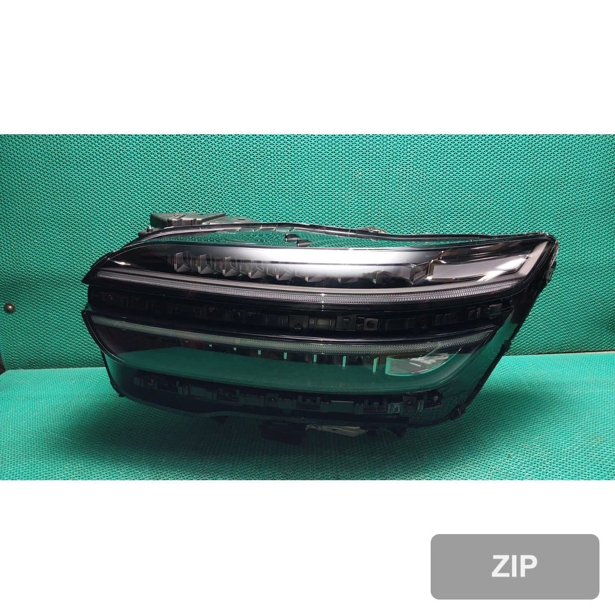Genesis GV70 2021 — фара левая 92101AR