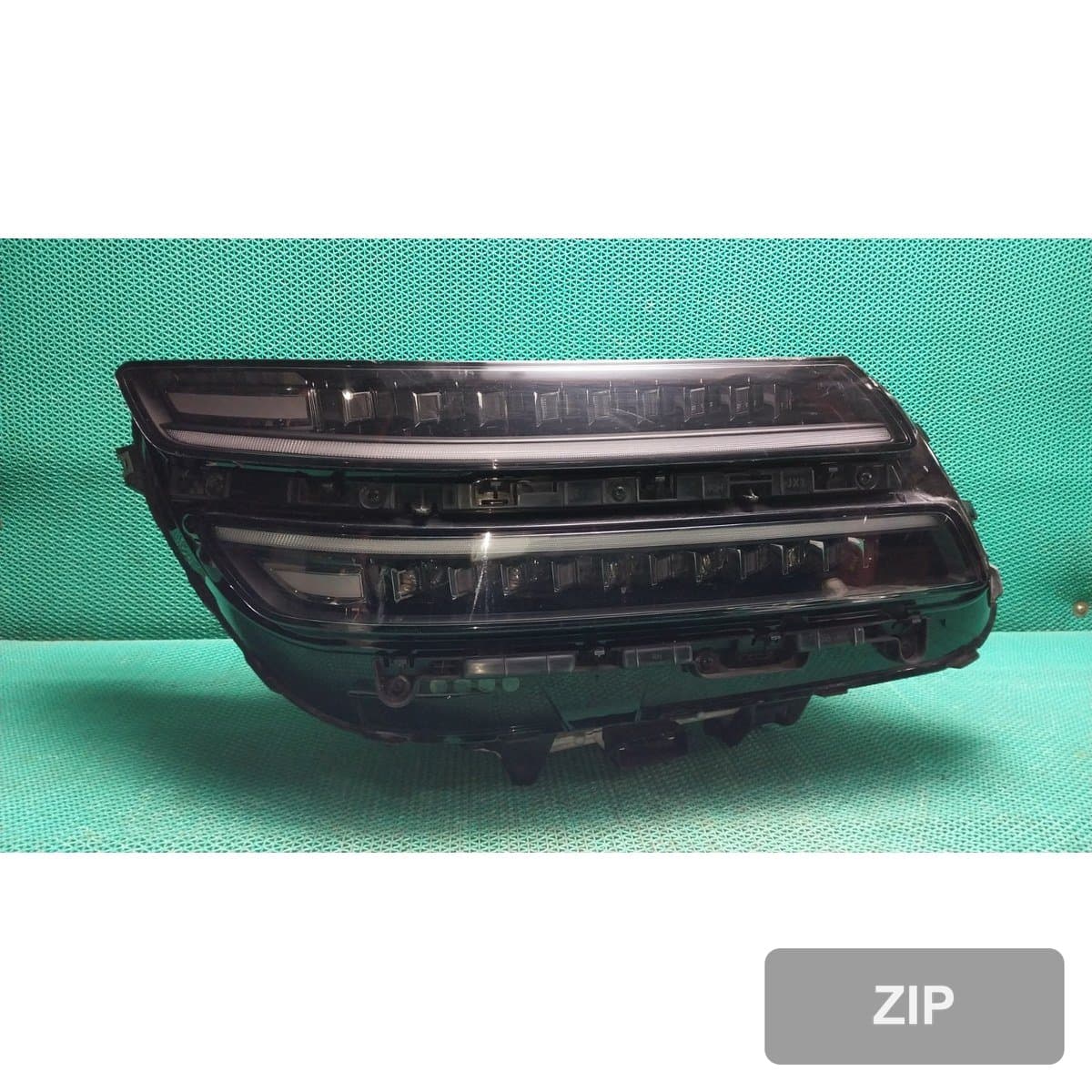 Genesis GV80 2024 — фара правая 92102T6