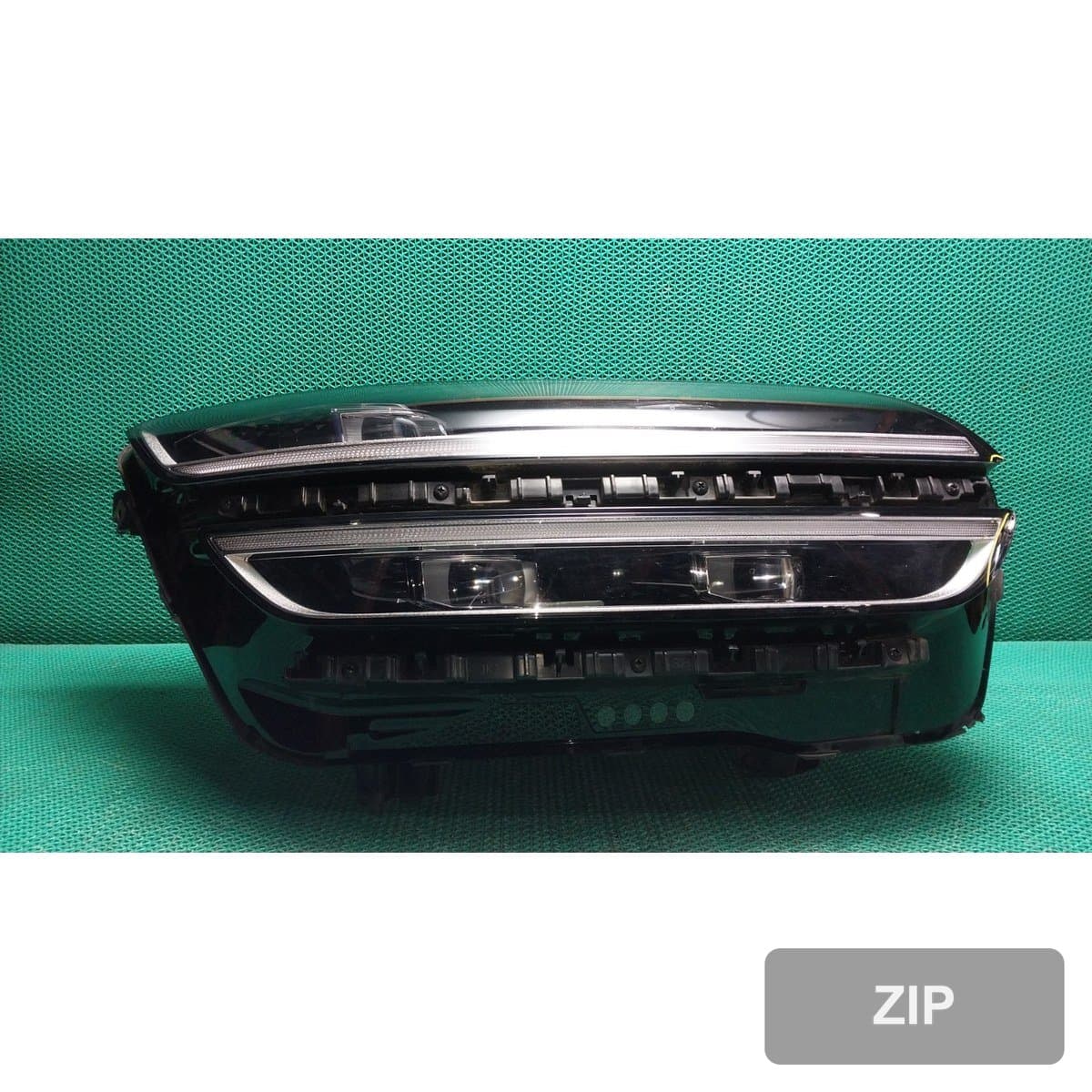 Genesis GV70 2021 — фара правая (ксенон/LED)