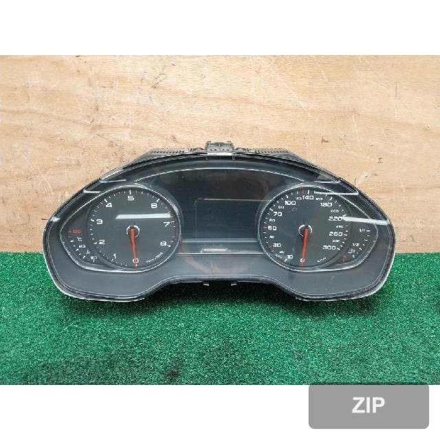 Audi A8 2012 — панель приборов 4H0920830G