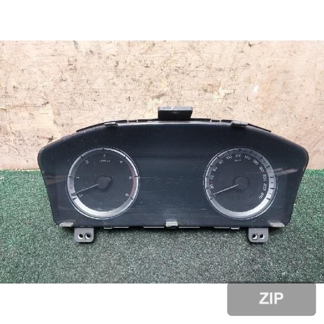 KG모빌리티 Torres 2.2 2WD Noblesse 2021 — панель приборов 8022038210