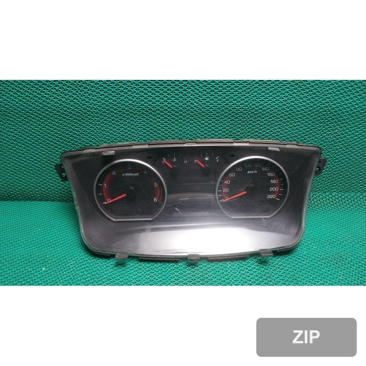 KG Mobility (Ssangyong) Korando Sports 2012 — панель приборов 8021032510