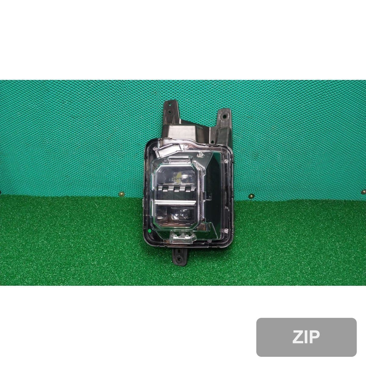KG모빌리티 Torres EVX E5 2024 — фара левая