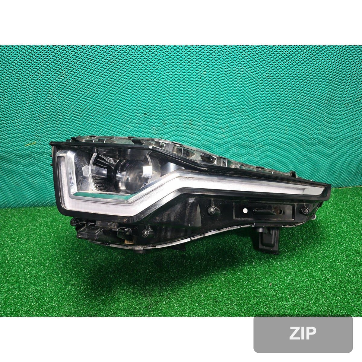 KG모빌리티 Torres 1.5 2WD T5 2024 — фара левая