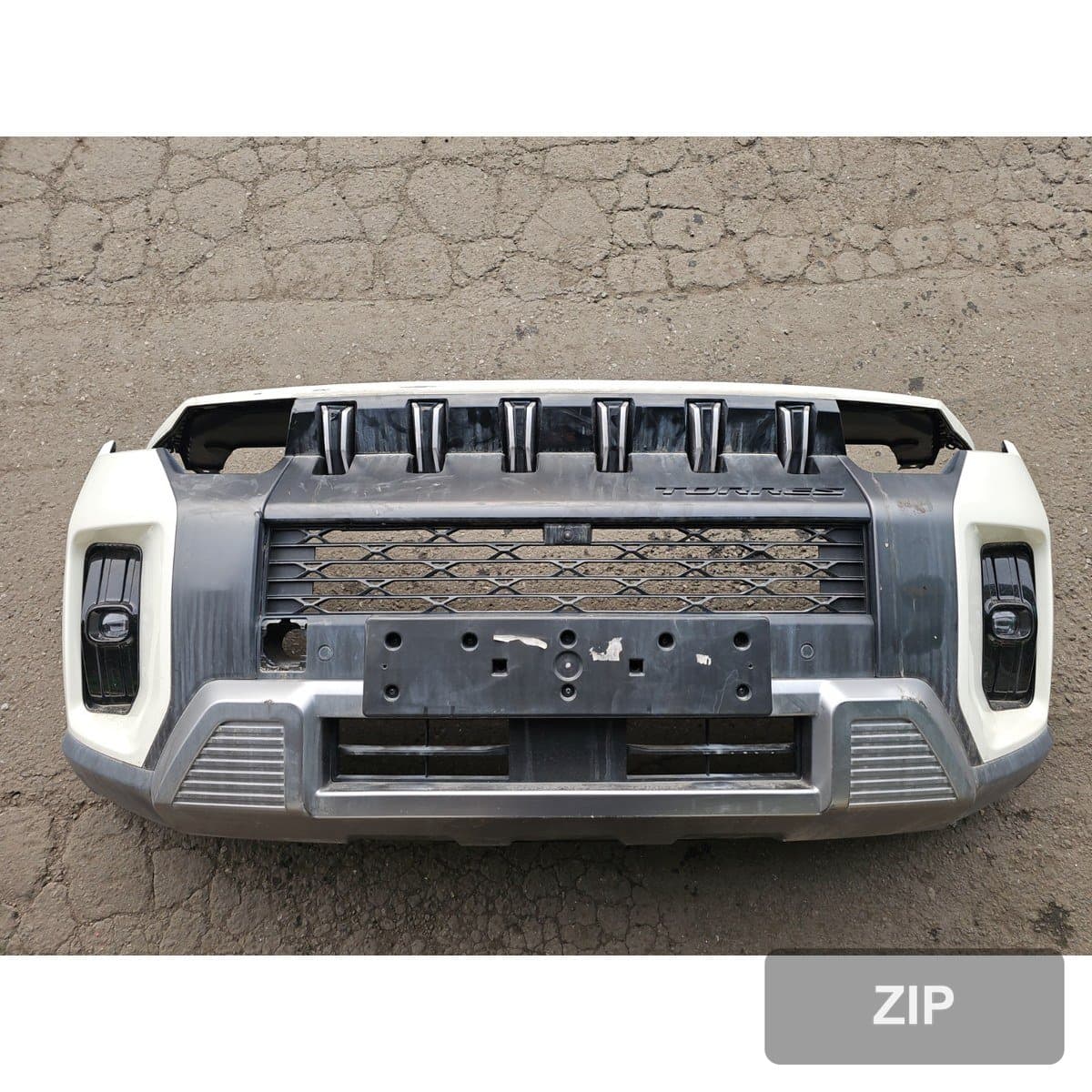 KG모빌리티 Torres 1.5 2WD T5 2024 — передний бампер