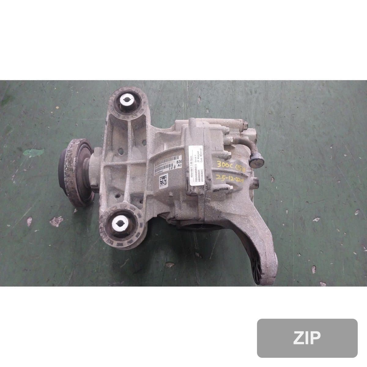 Chrysler The New 300C 2015 — дифференциал задний 68159836AC