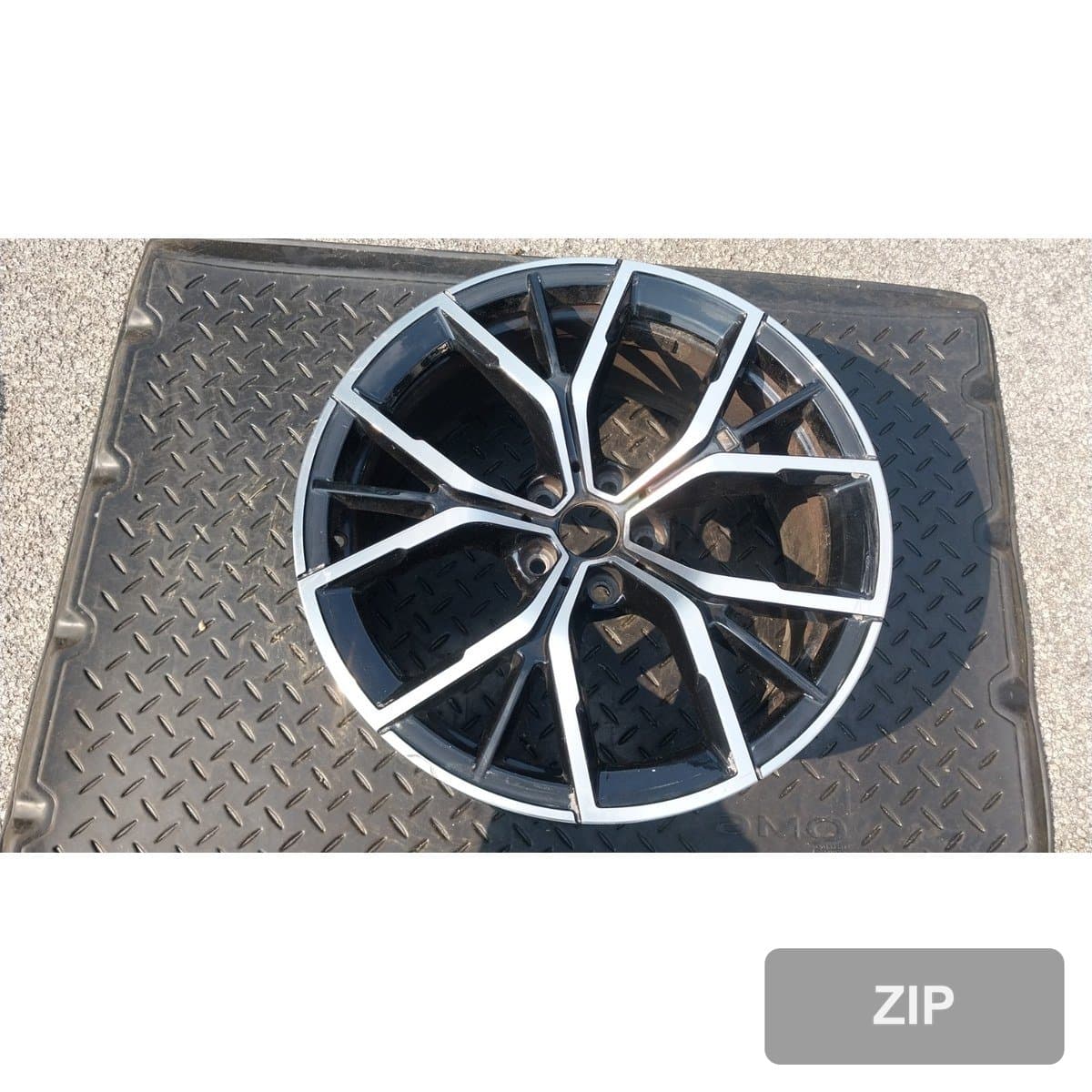 BMW 520d M Sports 2023 — алюминиевый диск 8747234