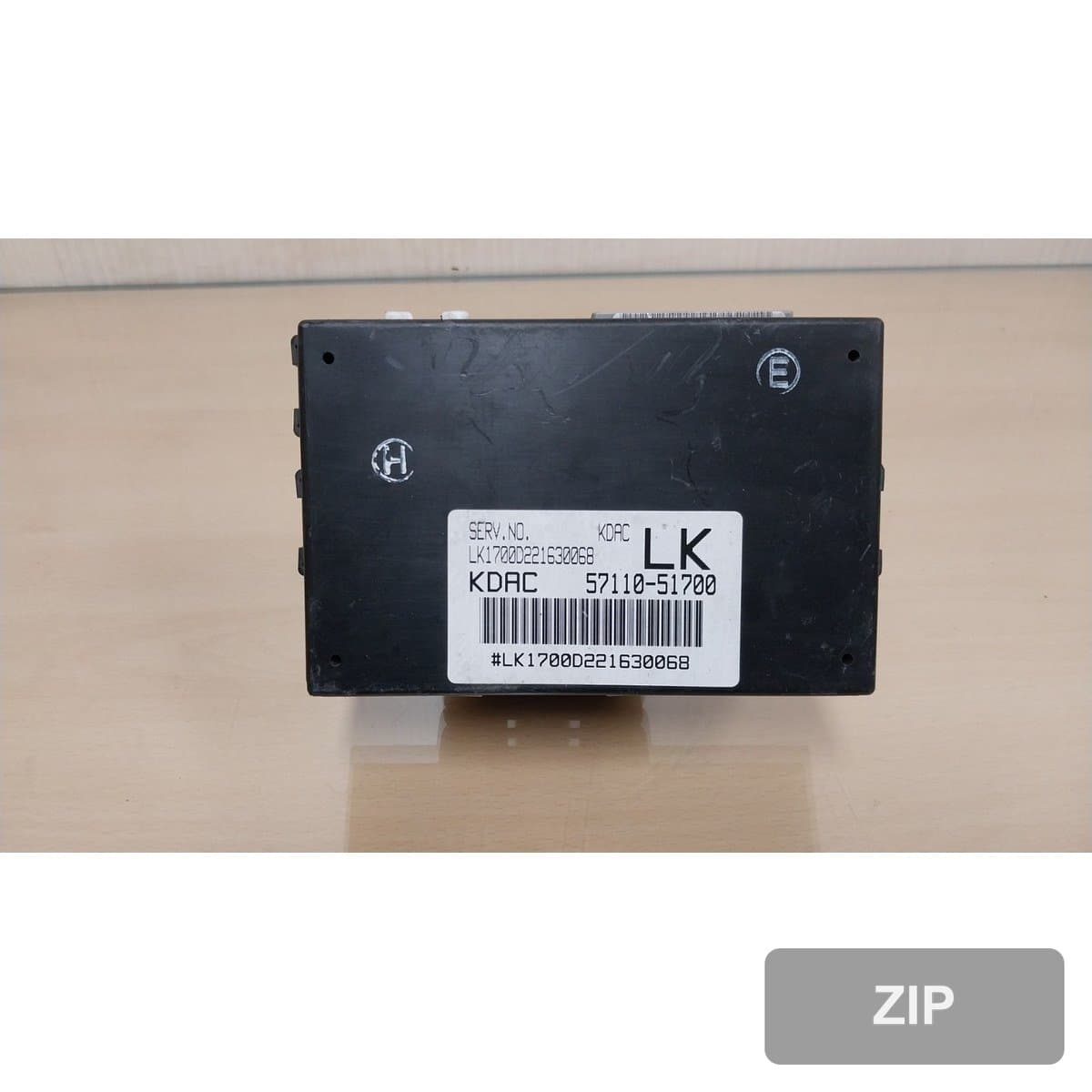 Renault Samsung SM5 SM520 2002 — блок управления ETACS (BCM) 5711051700
