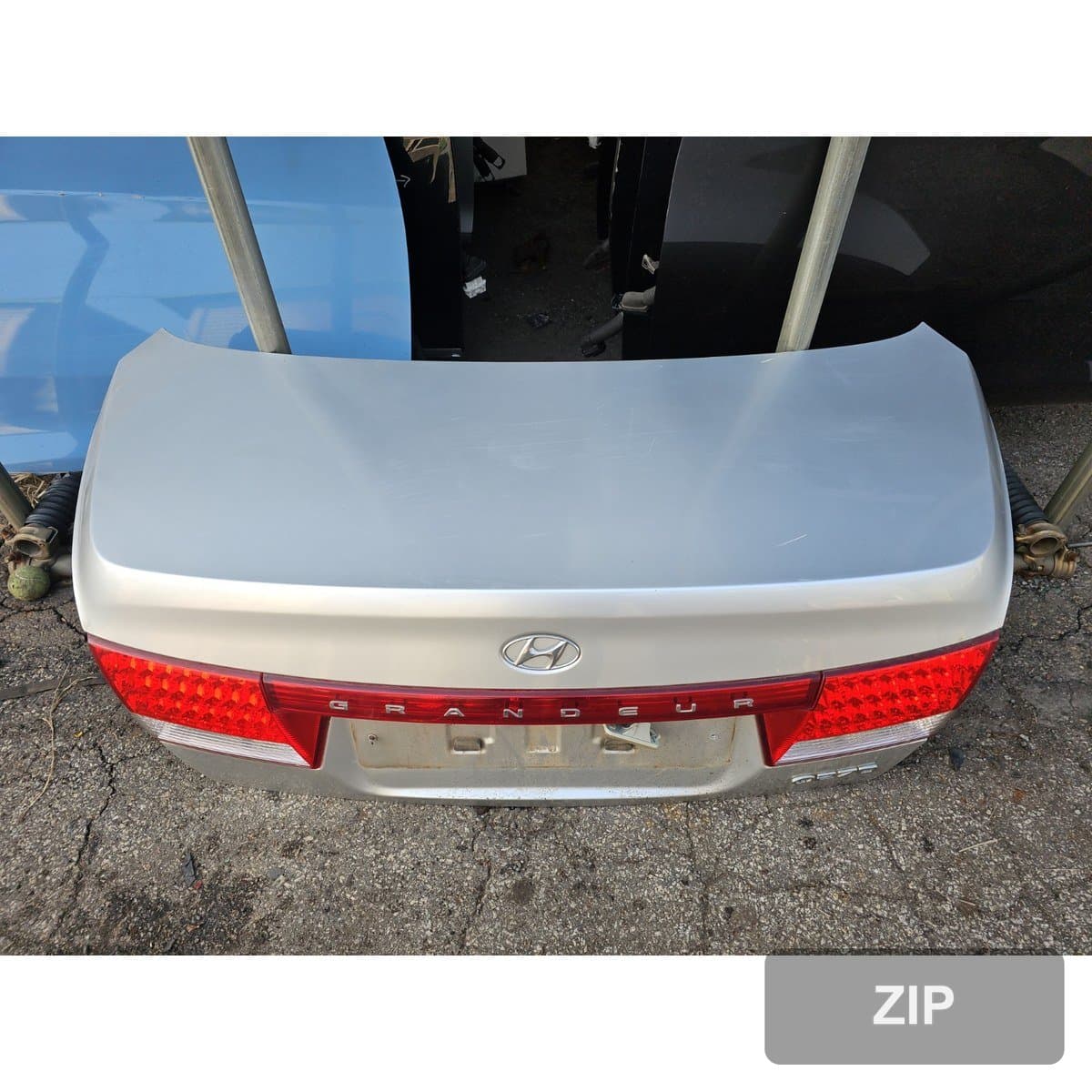 Hyundai Grandeur 2008 — крышка багажника