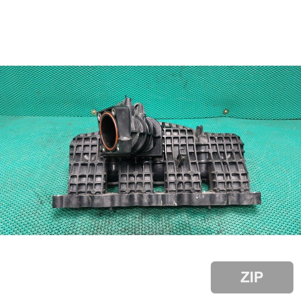 KG모빌리티 Torres 1.5 2WD T5 2023 — впускной коллектор
