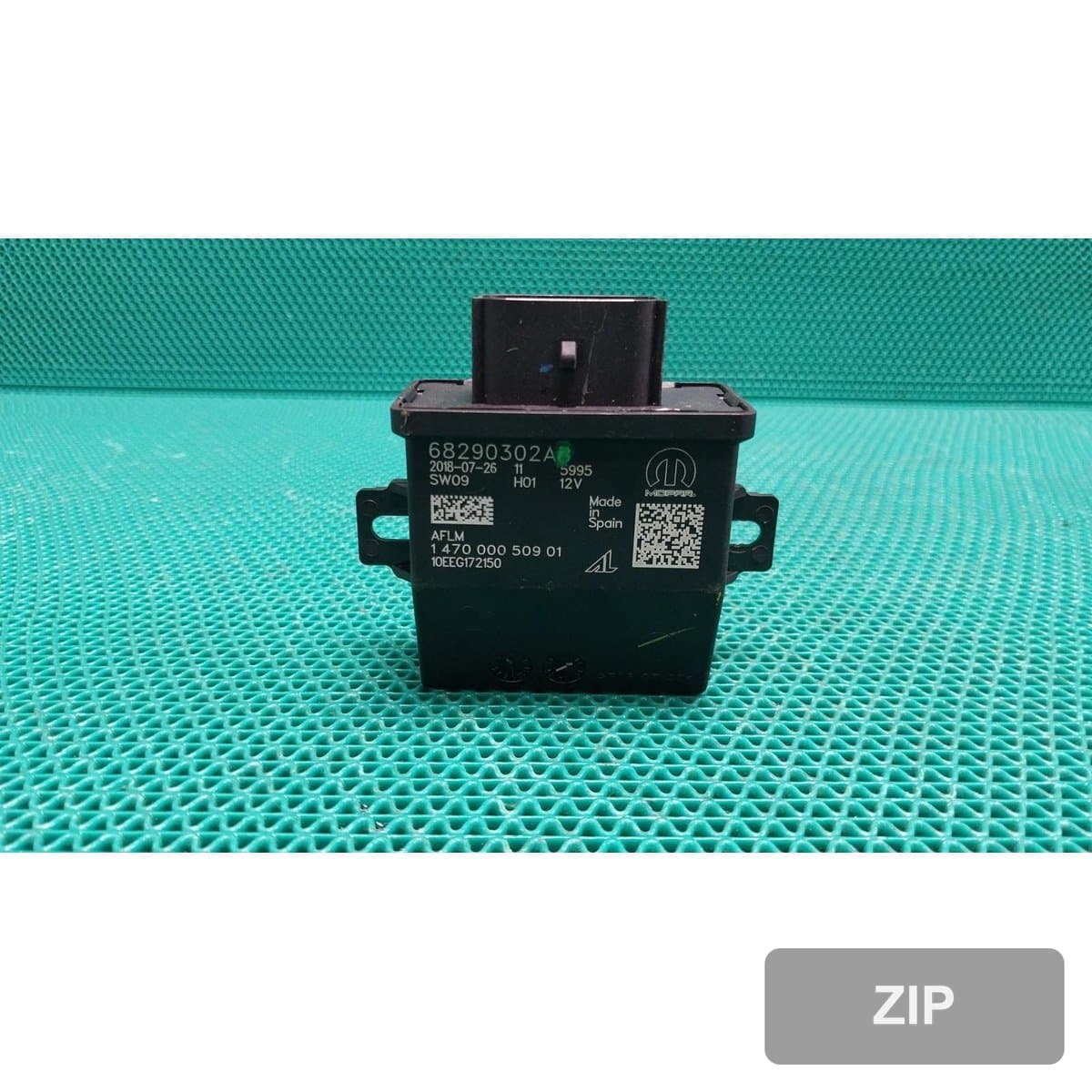 Модуль (блок) салона Jeep 68290302AB