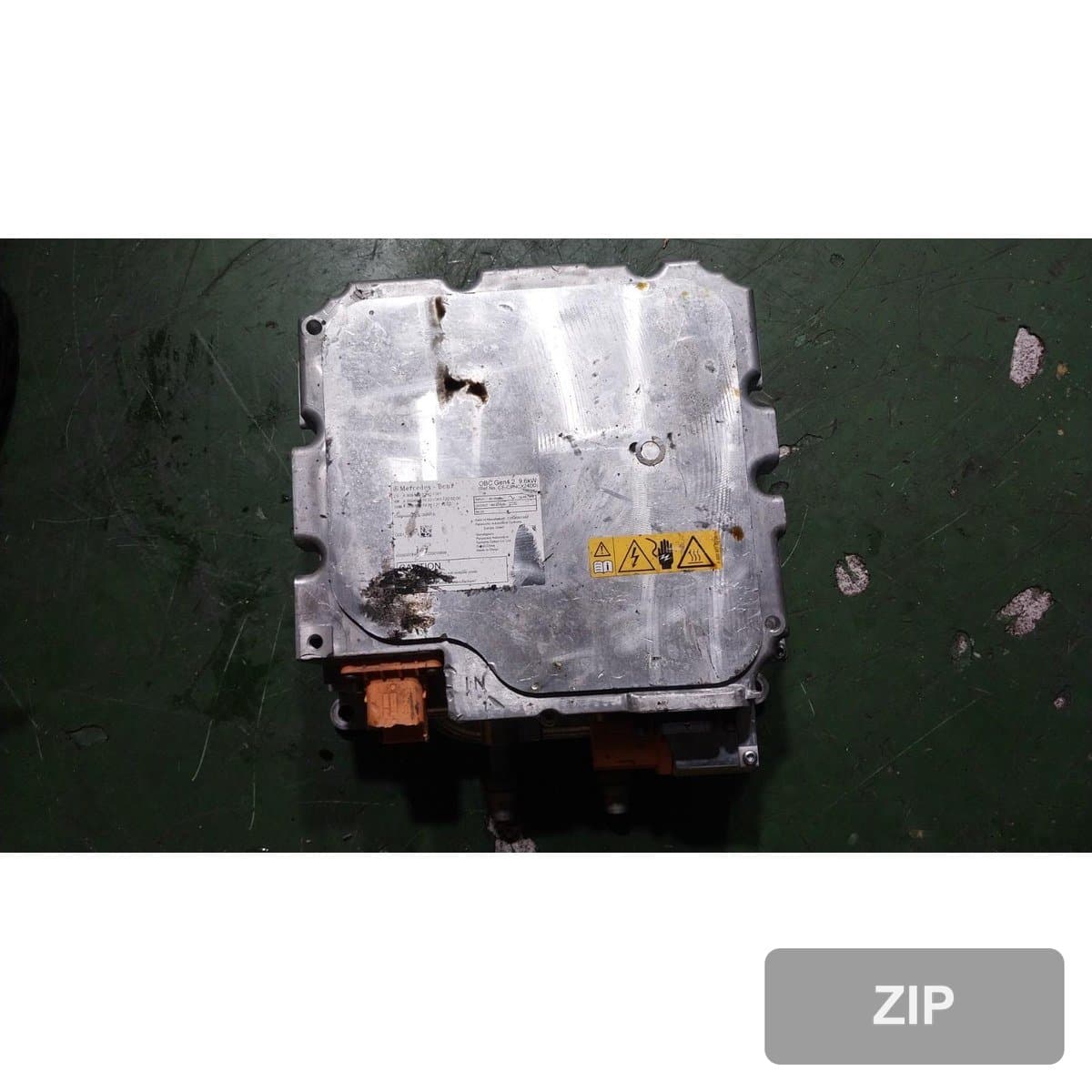 Запчасть Mercedes-Benz EQE300 2022 — A0009007242