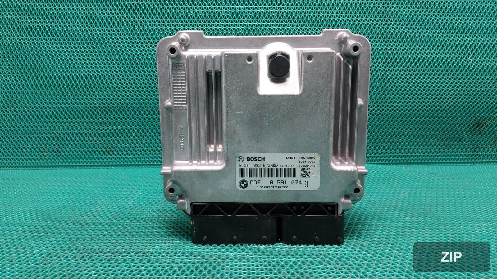 Блок управления двигателем ECU