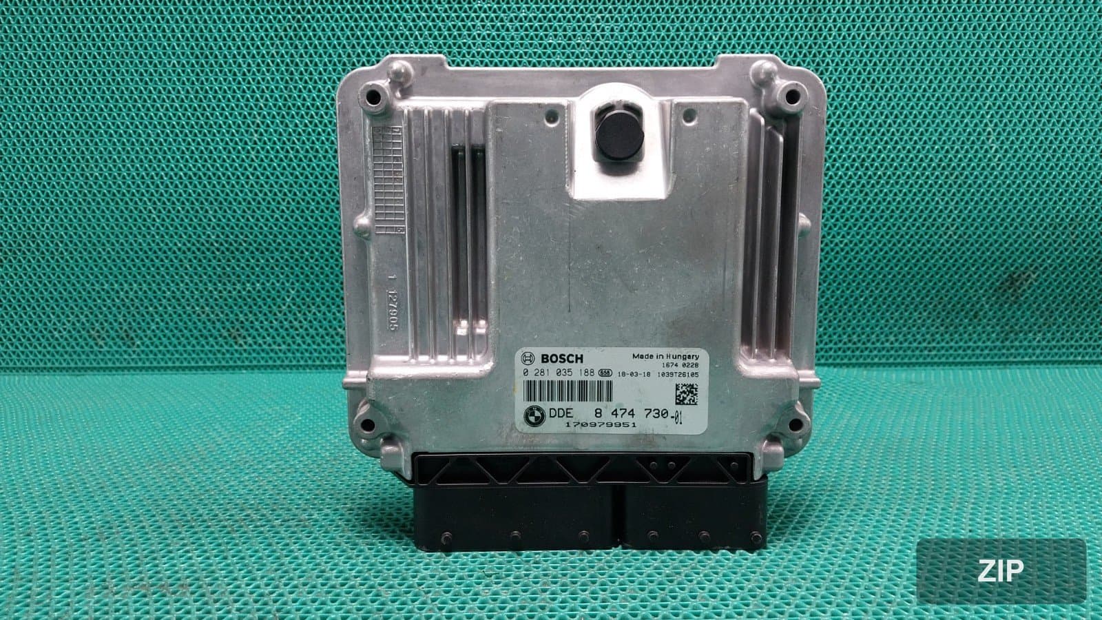 Блок управления двигателем ECU