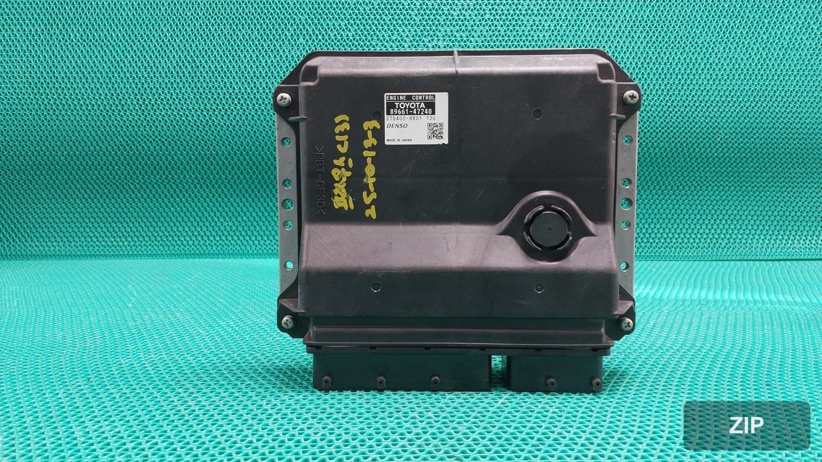 Блок управления (ЭБУ) Toyota Prius 2013 8966147240