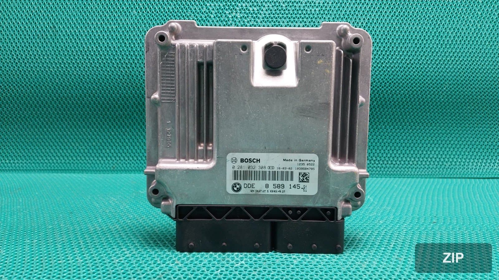 Блок управления двигателем ECU